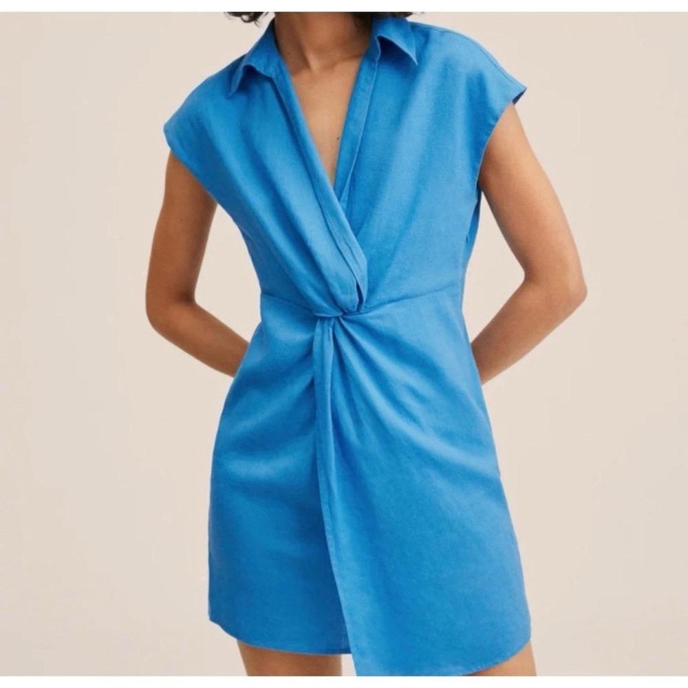 Blue short dress with knot detail